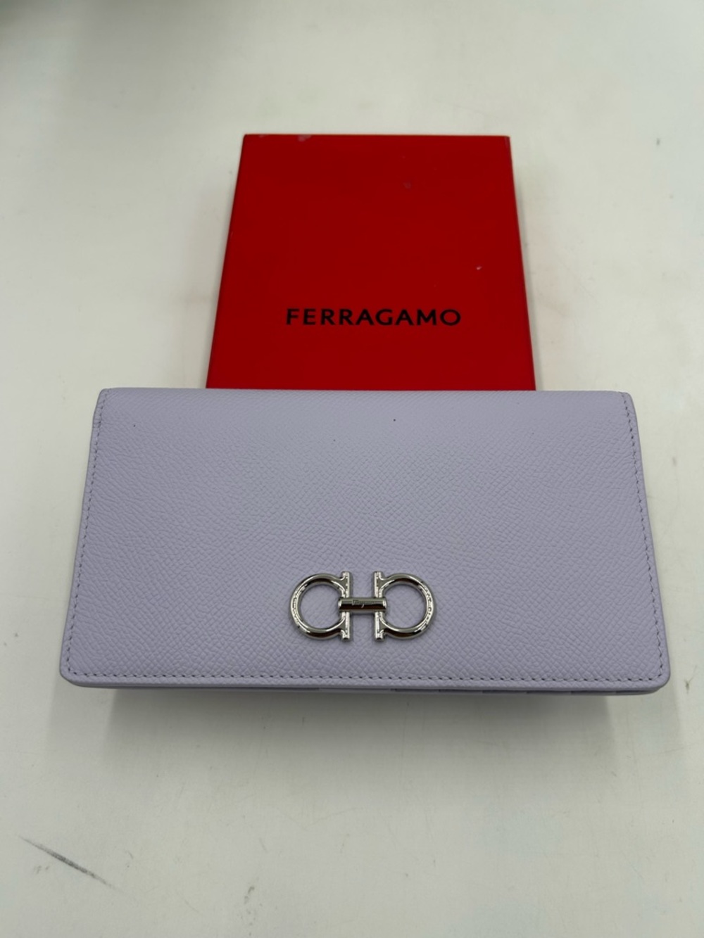Women's Salvatore Ferragamo GANCINI bifold Wallet in light blue made in Italy - Picture 3 of 11
